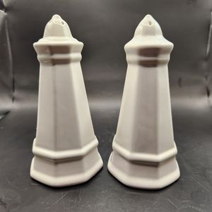 Vintage White Pfaltzgraff Heritage 6" Salt & Pepper Shakers Made in USA